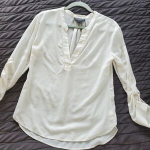 A Pea In The Pod 100% Ivory Silk Blouse,  Size XS